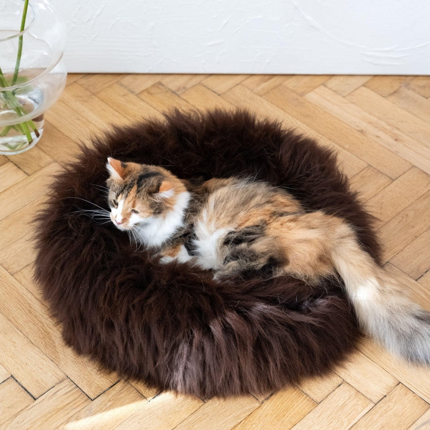Round Natural Sheepskin Bed - Brown-4